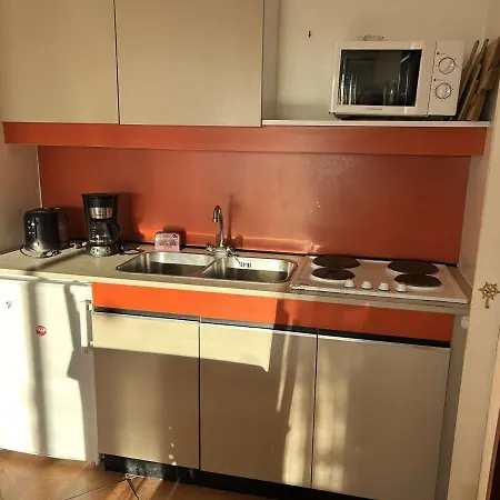 Apartment En Rdc A Port Camargue - Fr-1-250-41